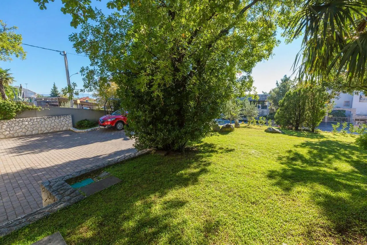 Tara Apartment Crikvenica 0*,  Croatia